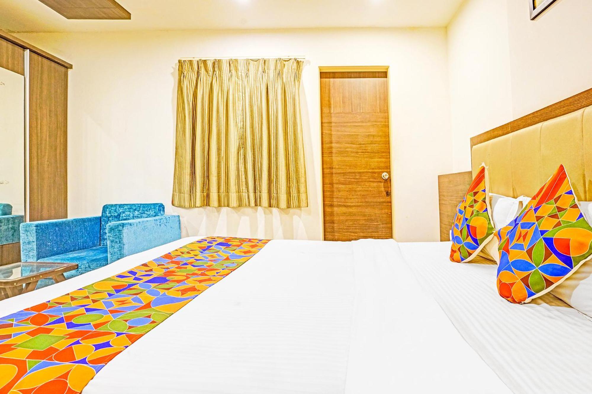 Fabhotel Prime Sky Light Vadodara Extérieur photo