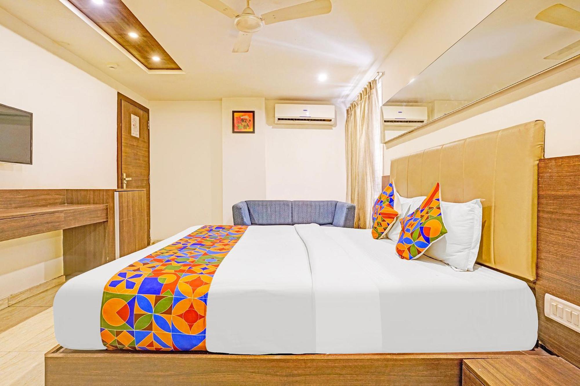 Fabhotel Prime Sky Light Vadodara Extérieur photo
