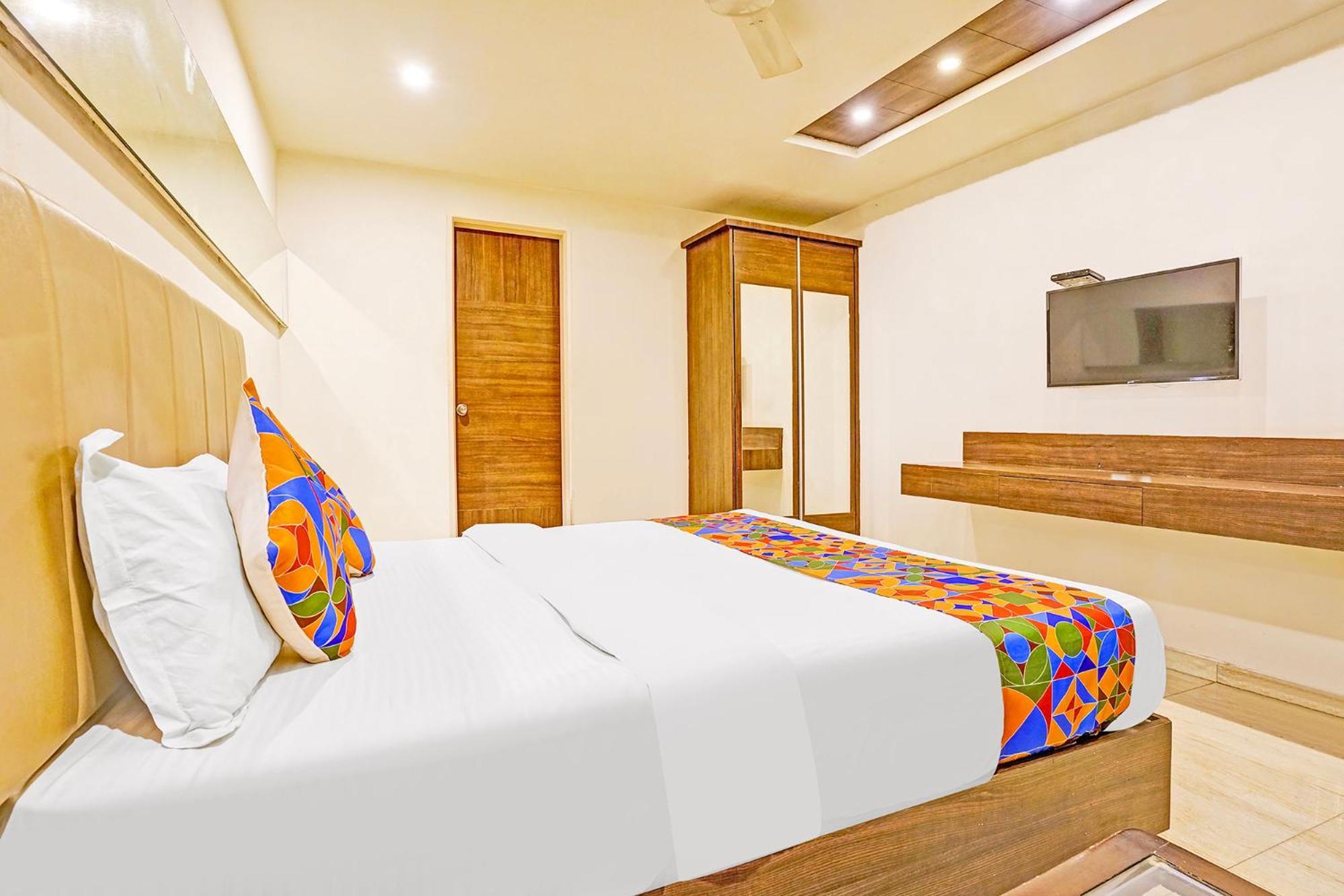 Fabhotel Prime Sky Light Vadodara Extérieur photo